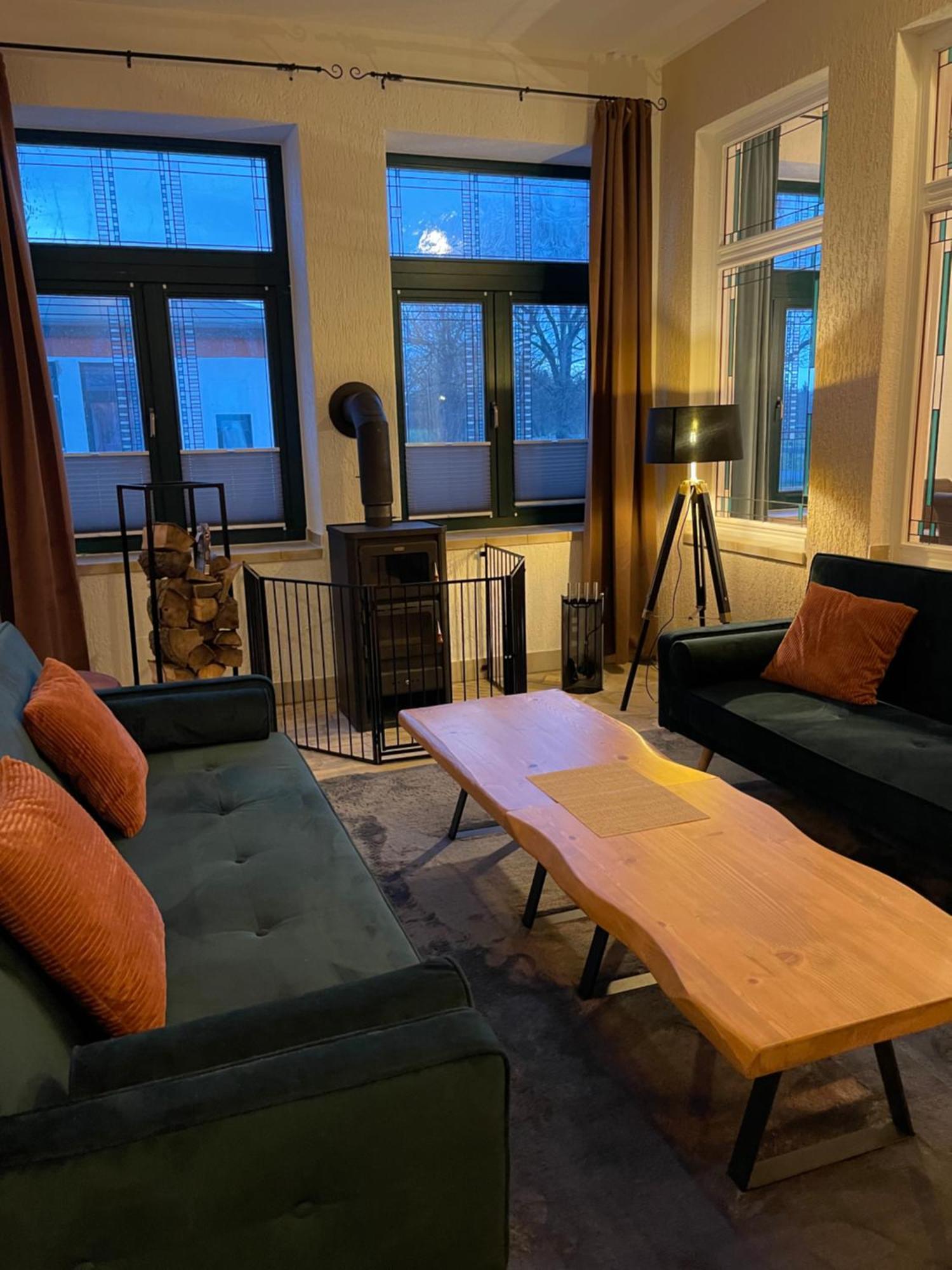 Ferienwohnung Mit Kamin Und Traumhafter Dachterrasse Mit Weitblick In Die Natur Neu Gaarz Exterior photo